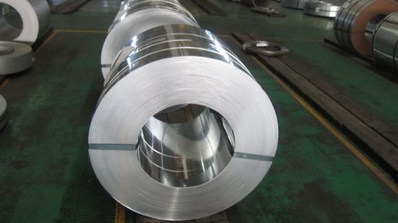 comprar Tira de acero galvanizada por inmersión en caliente con lentejuela regular de 30 a 1500 mm con revestimiento de zinc Z40-Z450 online manufacture