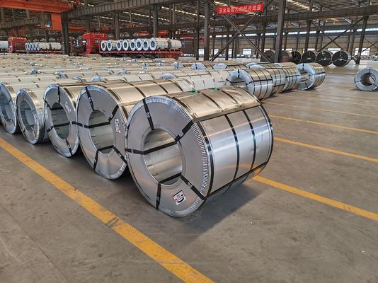 comprar las bobinas de acero galvanizadas brillantes sumergidas calientes 275g/M2 rajaron el borde 2.0m m para el uso durable online manufacture