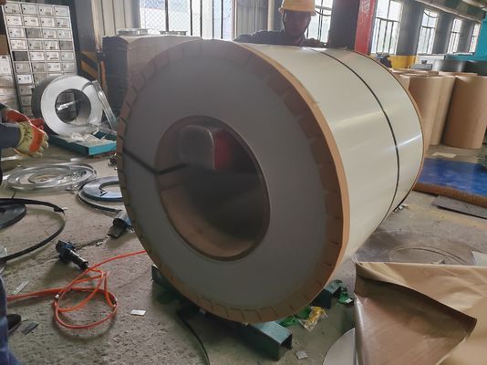 comprar bobina de acero de color prepintada de 1250 mm con resistencia a la resistencia de 180320MPa y revestimiento PE / SMP / HDP / PVDF para paneles exteriores online manufacture