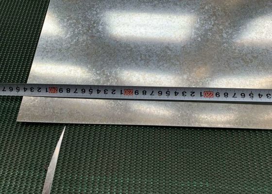 comprar Chapa de acero galvanizado en caliente con escamas grandes de 0,3–3,0 mm y ancho de 35–1250 mm para aplicaciones de revestimiento de paredes exteriores online manufacture