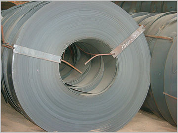 comprar GB/T 700 Q195 / Q235 / acero laminado en caliente Q345 bobinas / tira con 145-630 MM ancho online manufacture