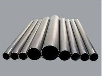 5.8M / 6M Tubo de acero inoxidable sin costura para aplicaciones de calderas, petróleo y tuberías de alta presión