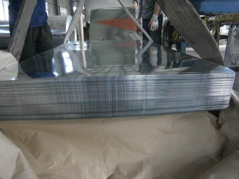 Lámina de acero galvanizado en caliente con granos Z60-Z275 de 0,3-3,0 mm SGCC DX51D para aplicaciones en paredes exteriores y estructurales