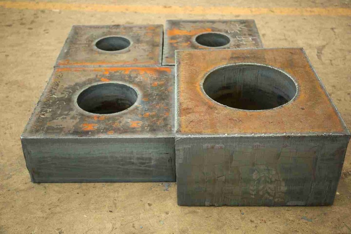 Partes de máquinas y piezas de automóviles Cortar con láser Placas de acero con procesamiento de moldeado CNC