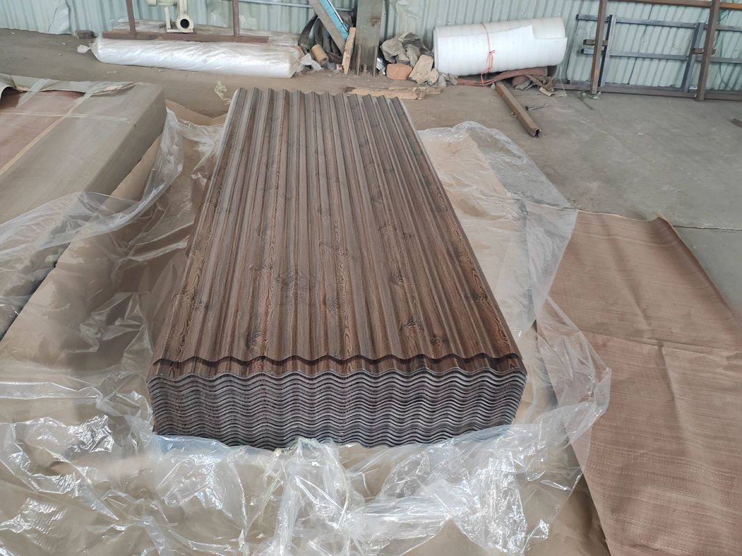 Hojas de techo de metal ondulado galvanizado de 0,14 ∼1,50 mm con 30 ∼275 g/m2 de recubrimiento de zinc para paneles de techo y pared