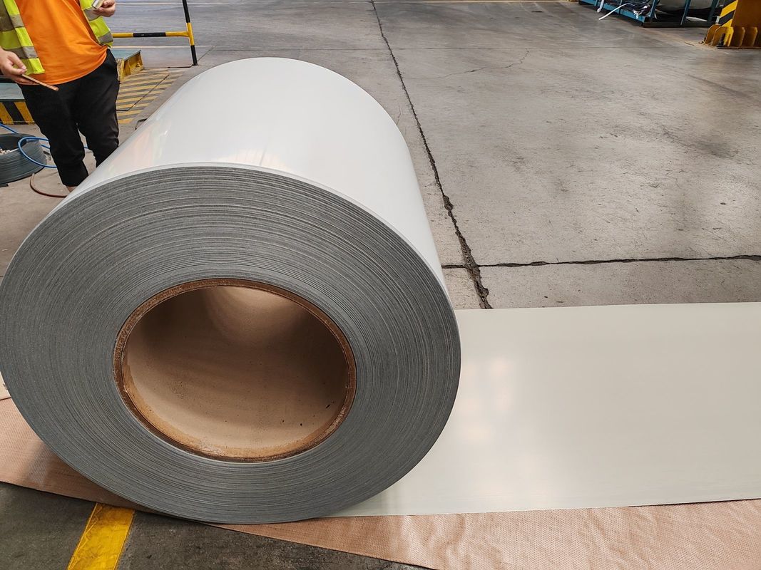 2/1 bobina de acero de color prepintada con pintura trasera de 515μm y ancho de 7001250mm para techos y paneles de fabricación