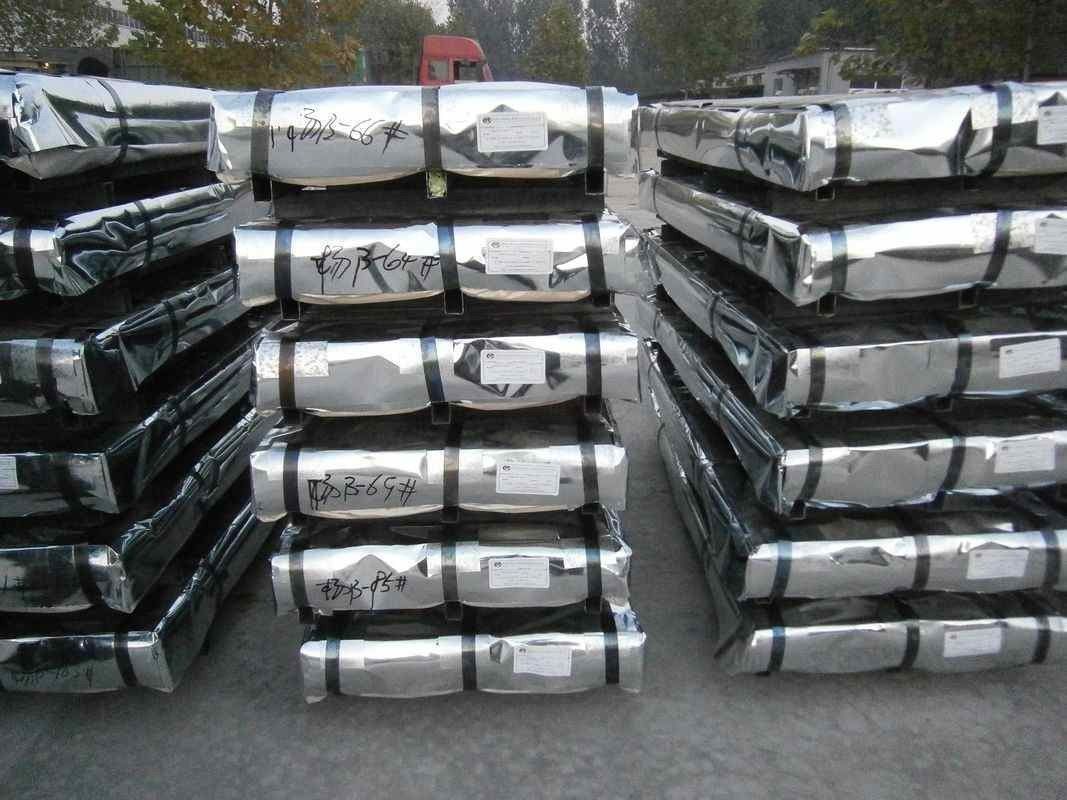 SGCC / SGCH / G550 Hoja de techo galvanizado corrugado con 30 ‰ 275 g/m2 de recubrimiento de zinc para aplicaciones de materiales de construcción