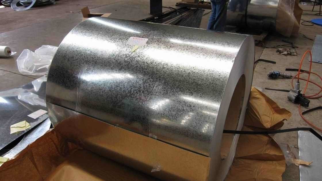 DX51D bobina de acero galvanizado sumergido en caliente con recubrimiento de zinc de 40 450 g / m2 para la construcción y el procesamiento de chapa