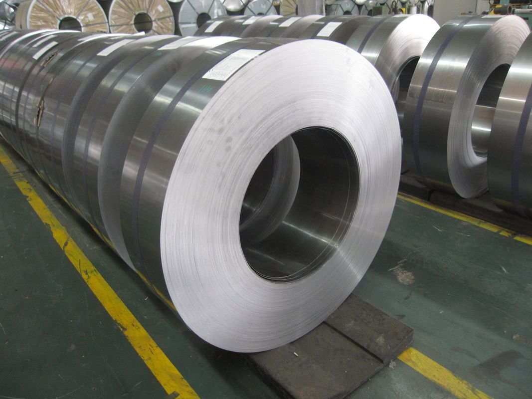 Cinturón de acero laminado en frío con acabado 2B / BA, 7 mm - 350 mm de ancho