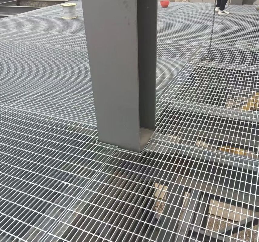 Rejilla de barra lisa galvanizada en caliente de 30x3 mm para piso industrial limpio antideslizante