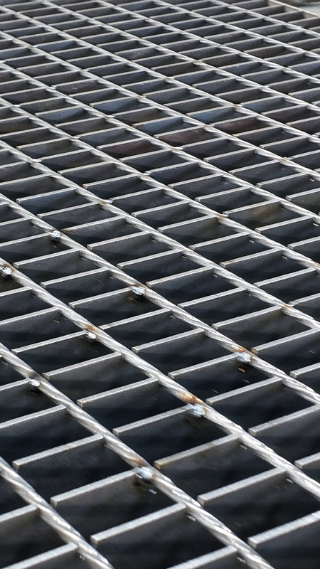 Rejilla de barra lisa galvanizada en caliente de 30x3 mm para piso industrial limpio antideslizante