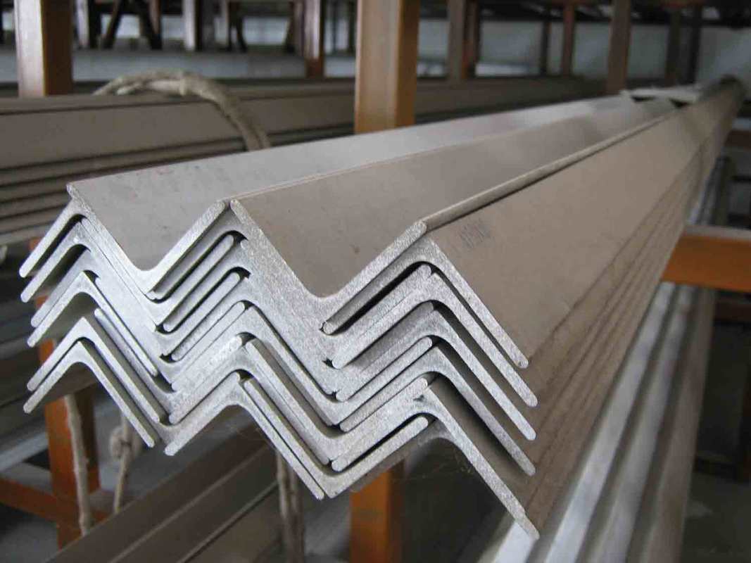 Acero de ángulo estructural igual y desigual del corte personalizado ASTM A36 S275JR Q235