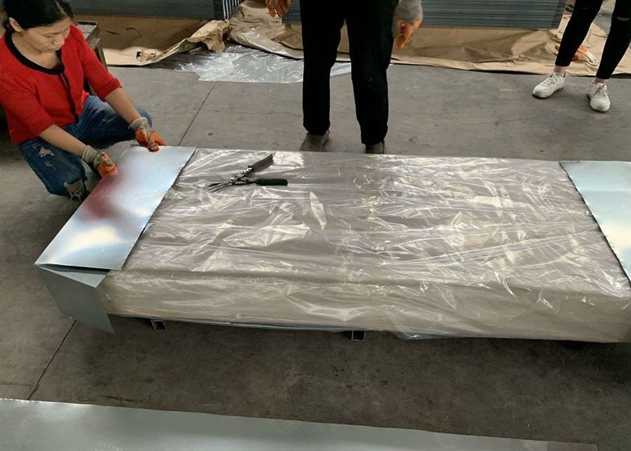Panel de techo corrugado galvanizado SGCH de 0,14 mm de dureza total con ancho efectivo de 1050 mm y recubrimiento de zinc de 30-275 g/m²