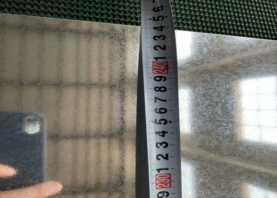 Chapa de acero galvanizado en caliente Z90–Z275 G90 de 0,14–3,00 mm para aplicaciones en placas de contenedores