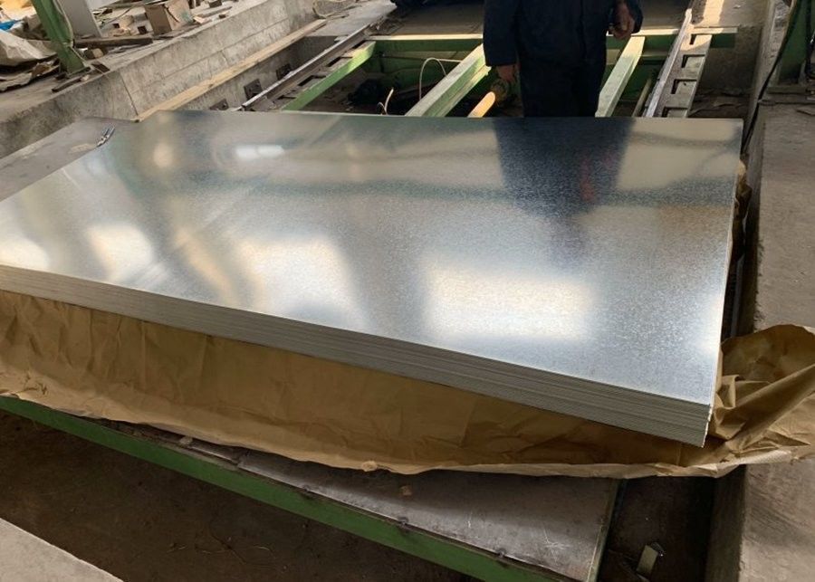 Chapa de acero galvanizado en caliente Z90–Z275 G90 de 0,14–3,00 mm para aplicaciones en placas de contenedores