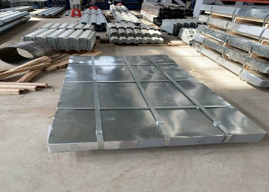 0.15 3.8mm Z275 Hoja de acero galvanizado en caliente Spangle regular SGCC DX51D para aplicaciones de contenedores y construcción