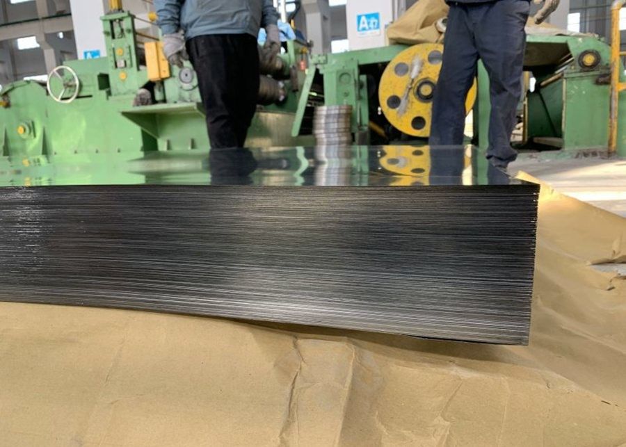 0.15 3.8mm Z275 Hoja de acero galvanizado en caliente Spangle regular SGCC DX51D para aplicaciones de contenedores y construcción