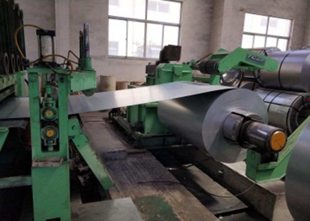 Tira de acero galvanizado en caliente Z60–Z180 de 0.2 mm con ancho de 20–630 mm para corte y fabricación industrial